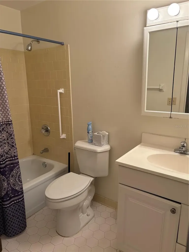 130 E Johnson Avenue Lake Wales FL 33853