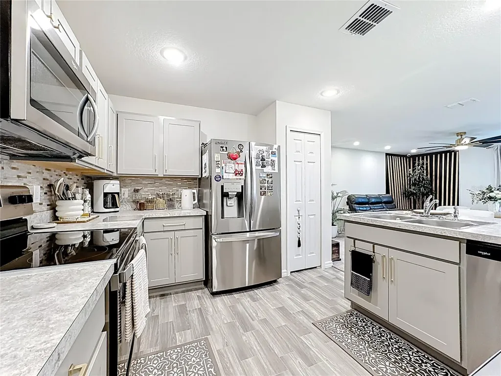 120 Bonito Way Kissimmee FL 34759