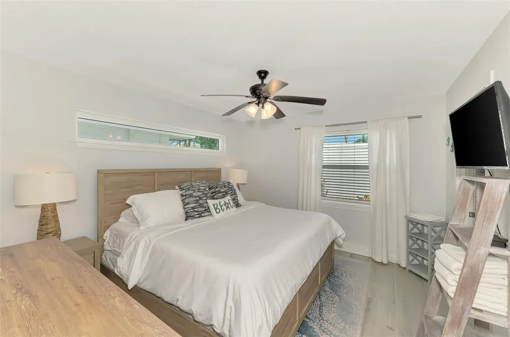 1137 N Moonmist Court Sarasota FL 34242