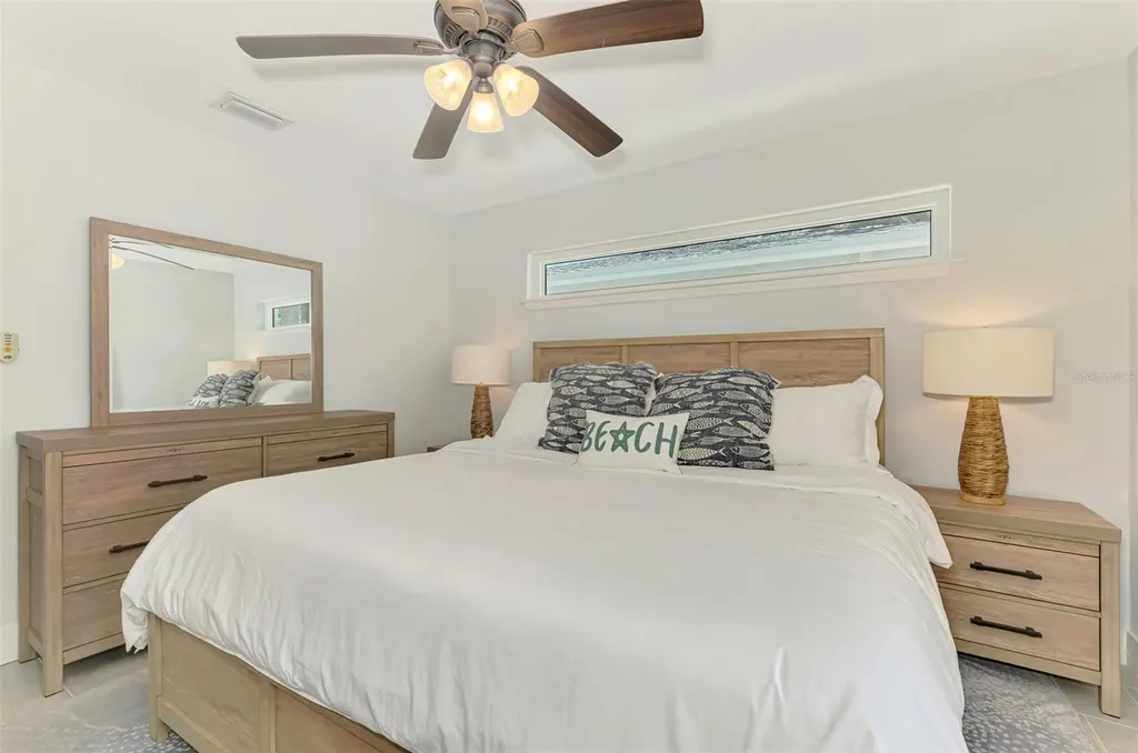 1137 N Moonmist Court Sarasota FL 34242