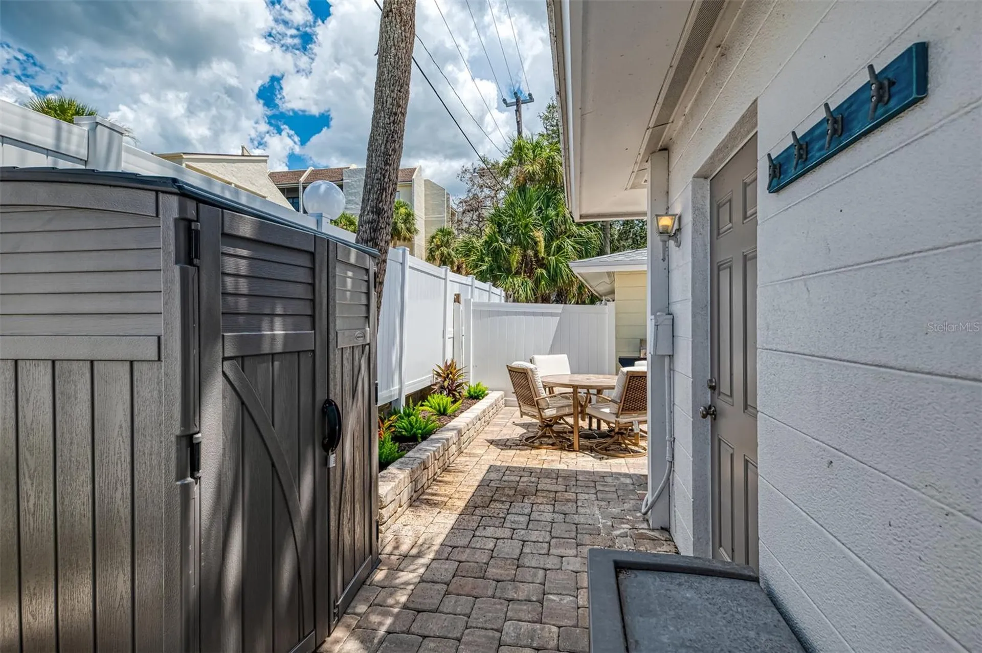1137 N Moonmist Court Sarasota FL 34242
