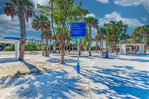1137 N Moonmist Court Sarasota FL 34242