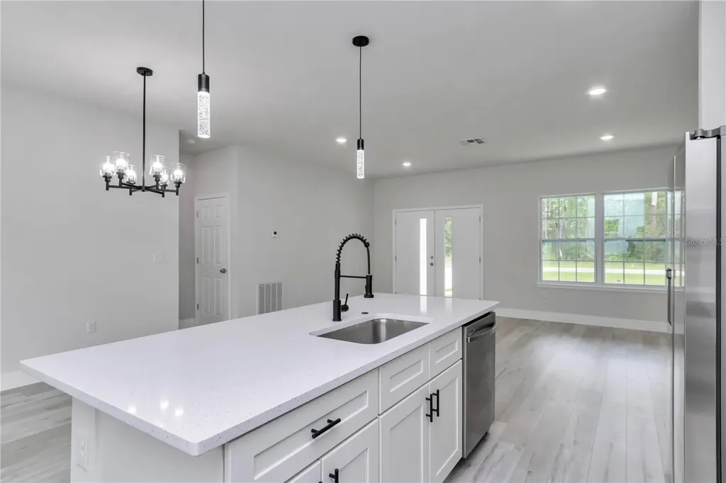 10932 N Frantz Avenue Citrus Springs FL 34434