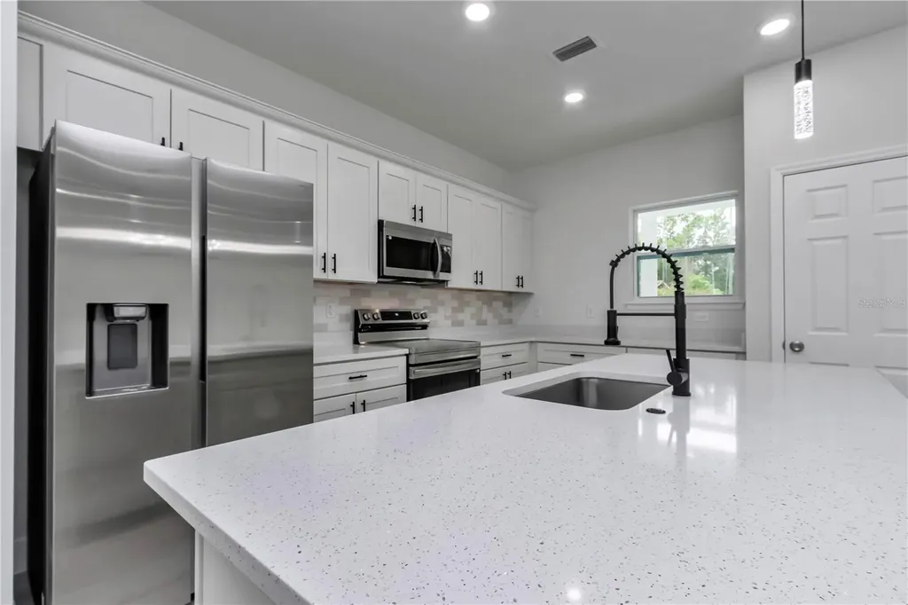 10932 N Frantz Avenue Citrus Springs FL 34434