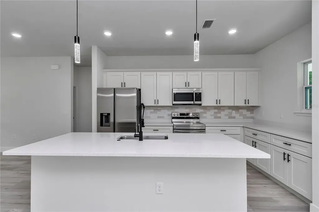 10932 N Frantz Avenue Citrus Springs FL 34434