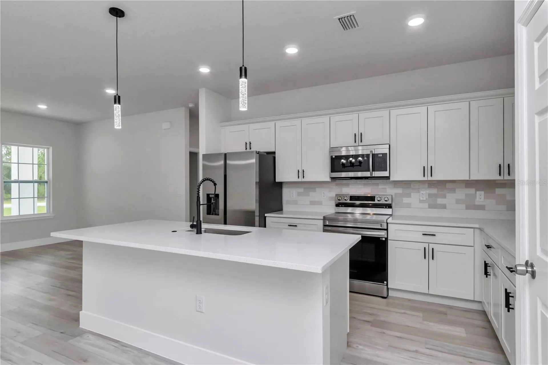 10932 N Frantz Avenue Citrus Springs FL 34434