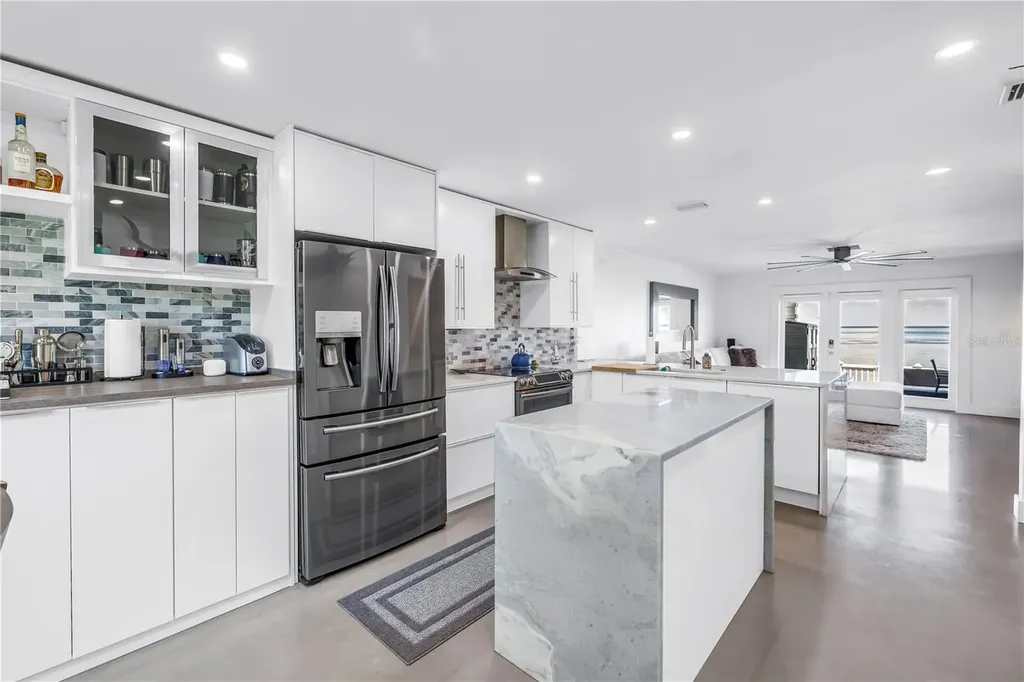 4982 Coquina Key Drive SE St Petersburg FL 33705