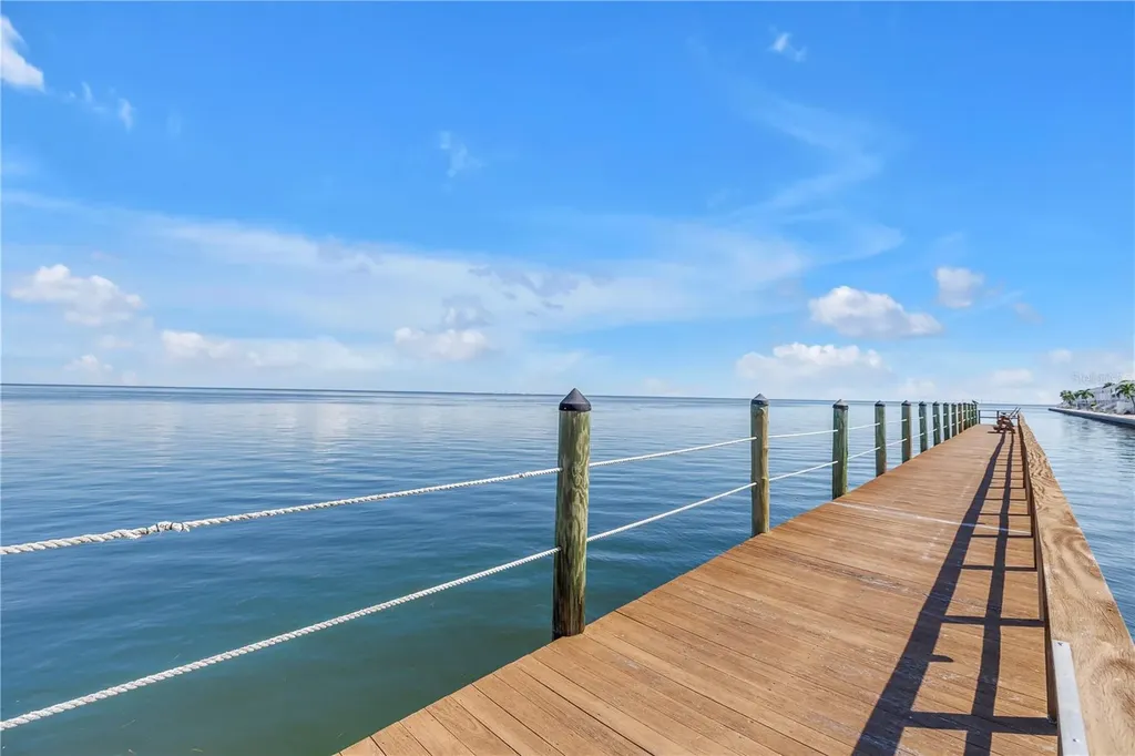 4982 Coquina Key Drive SE St Petersburg FL 33705