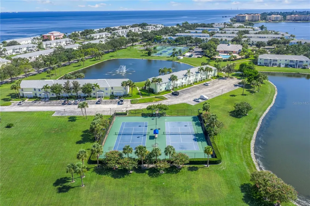 4982 Coquina Key Drive SE St Petersburg FL 33705