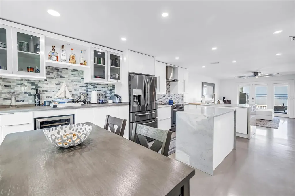 4982 Coquina Key Drive SE St Petersburg FL 33705