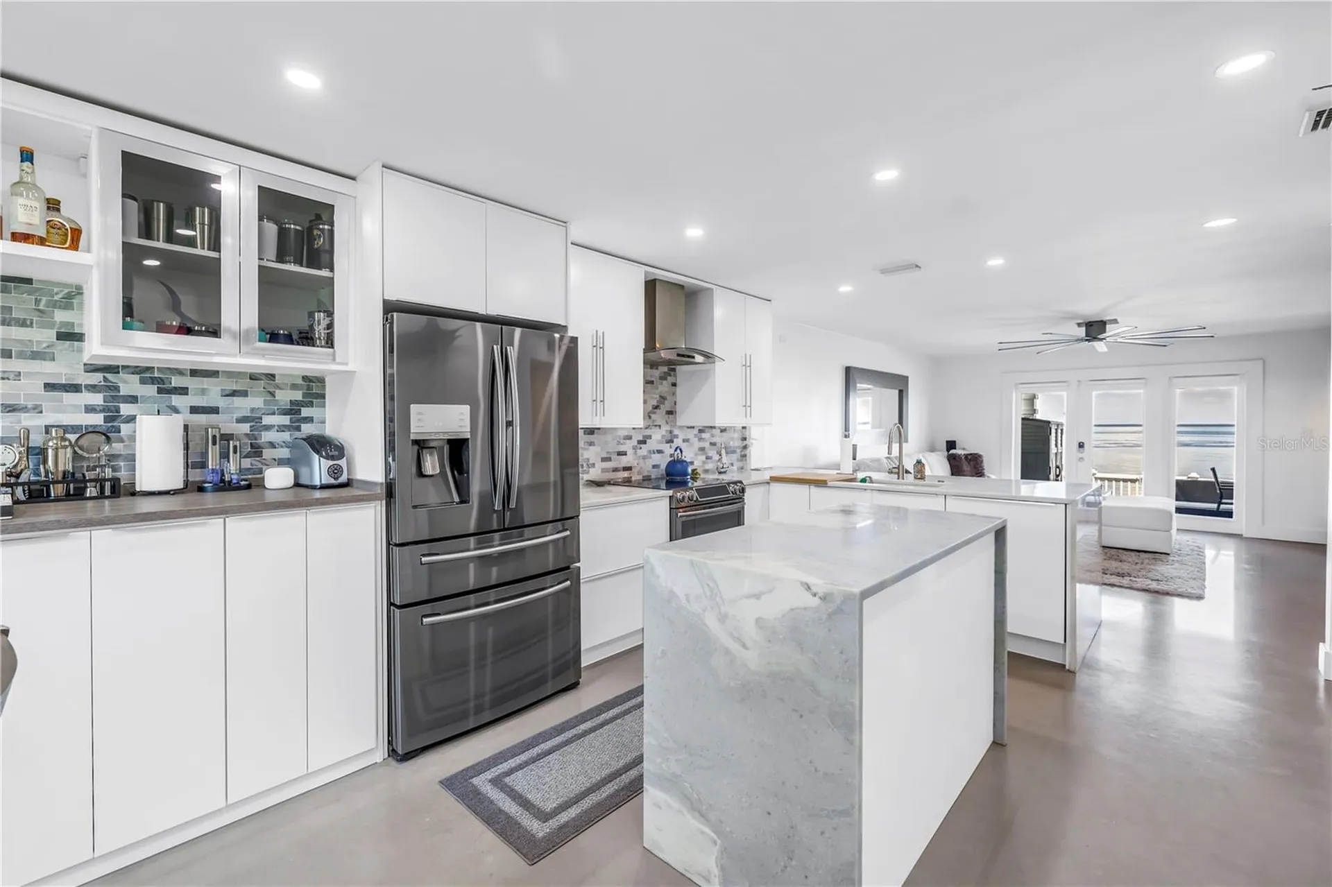 4982 Coquina Key Drive SE St Petersburg FL 33705