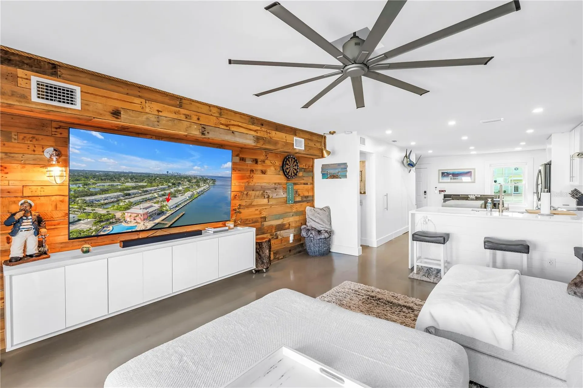 4982 Coquina Key Drive SE St Petersburg FL 33705