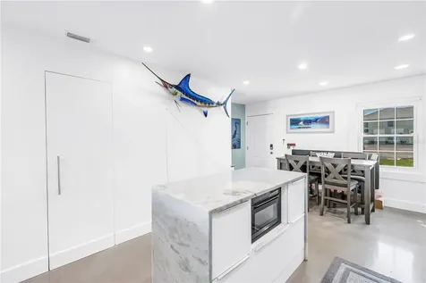 4982 Coquina Key Drive SE St Petersburg FL 33705