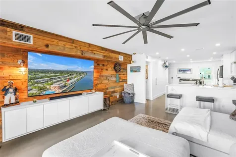 4982 Coquina Key Drive SE St Petersburg FL 33705