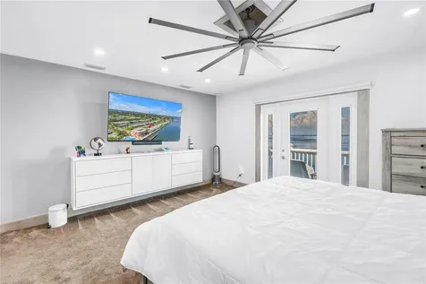 4982 Coquina Key Drive SE St Petersburg FL 33705