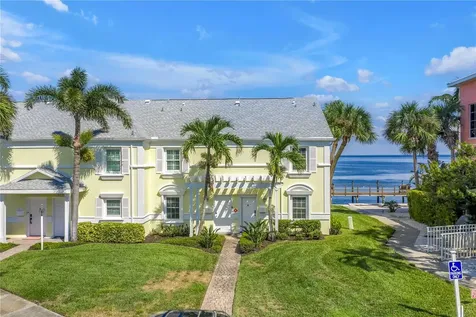 4982 Coquina Key Drive SE St Petersburg FL 33705