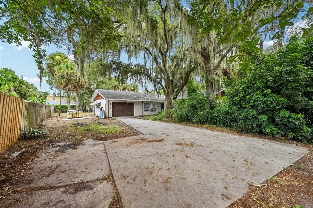 1300 Tumblin Kling Road Fort Pierce FL 34982