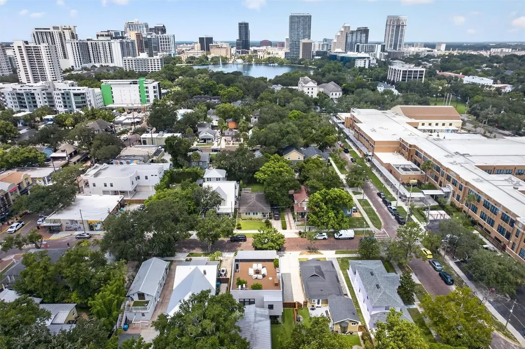 119 N Hyer Avenue Orlando FL 32801
