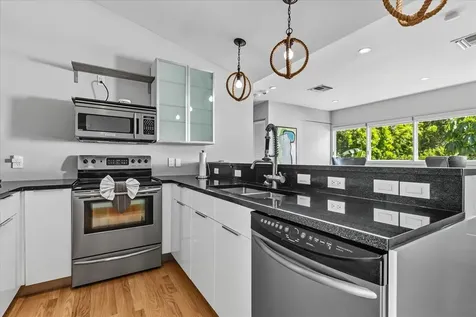 119 N Hyer Avenue Orlando FL 32801