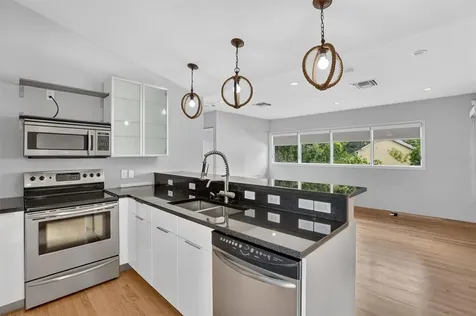 119 N Hyer Avenue Orlando FL 32801