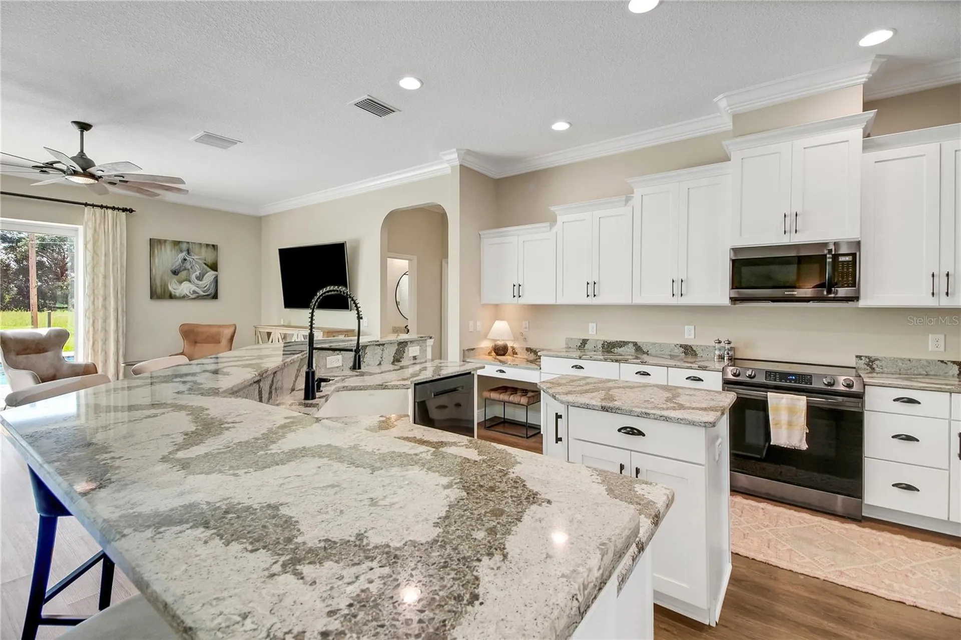 10757 County Road 223 Oxford FL 34484