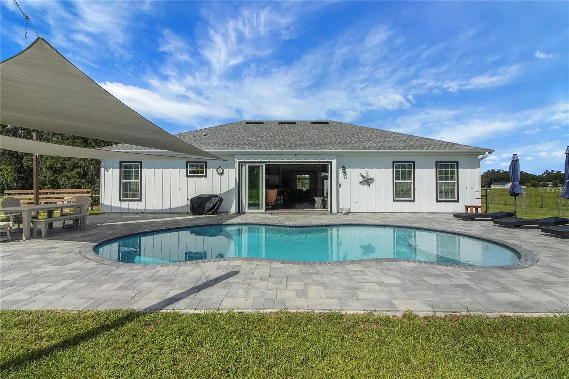 10757 County Road 223 Oxford FL 34484