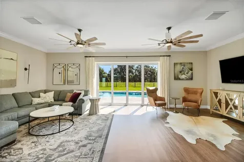 10757 County Road 223 Oxford FL 34484