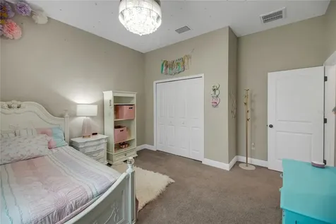 10757 County Road 223 Oxford FL 34484
