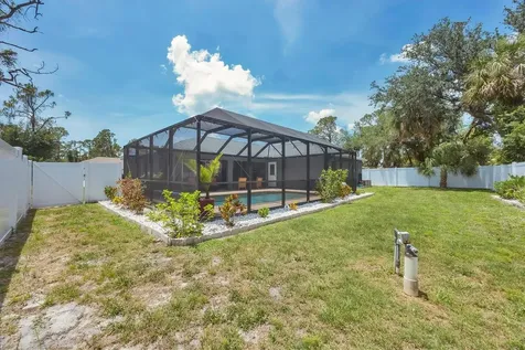 2566 Cleo Street North Port FL 34286