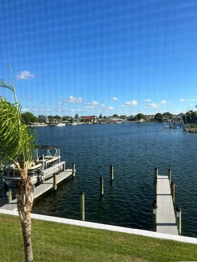 1008 Apollo Beach Boulevard Apollo Beach FL 33572