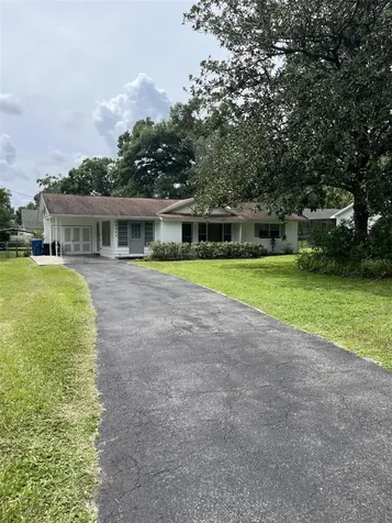 33306 Ohio Avenue Dade City FL 33523