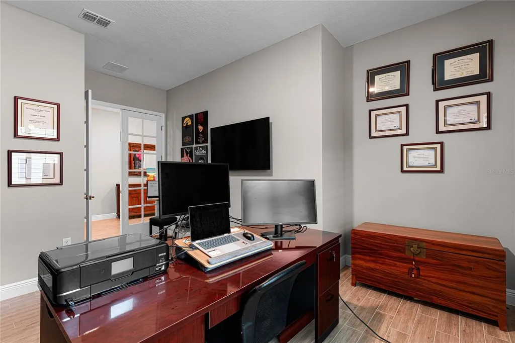 18405 Mowry Court Orlando FL 32827