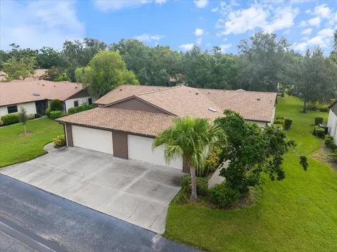 462 Oak Hill Circle Sarasota FL 34232