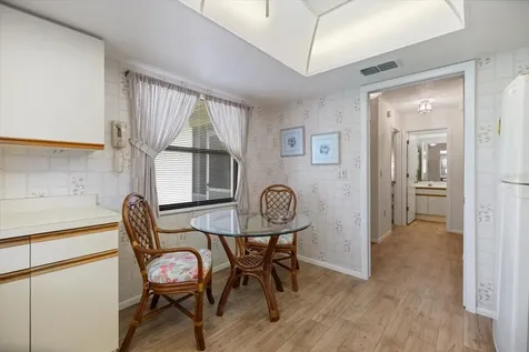 462 Oak Hill Circle Sarasota FL 34232