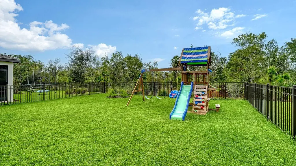 8221 Reefbay Cove Parrish FL 34219