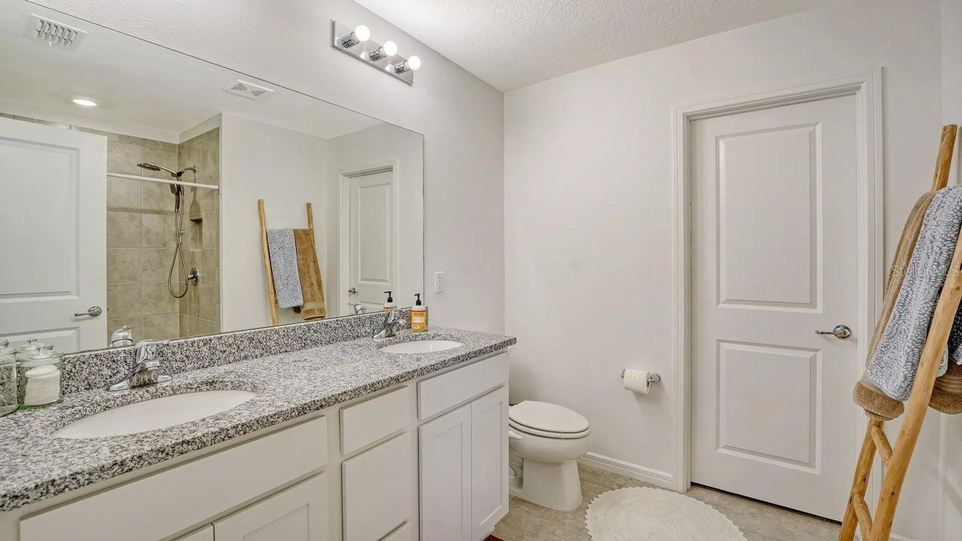 8221 Reefbay Cove Parrish FL 34219