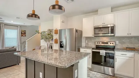 8221 Reefbay Cove Parrish FL 34219