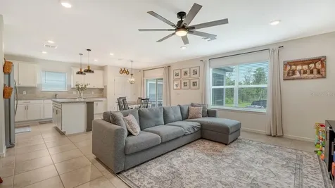 8221 Reefbay Cove Parrish FL 34219