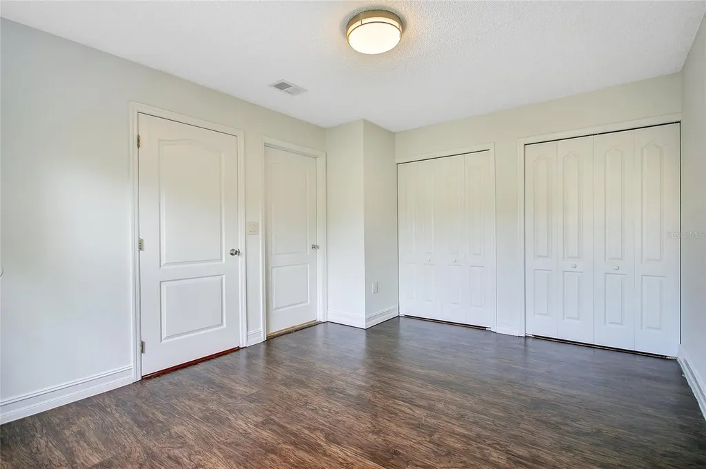 2053 Dixie Belle Drive Orlando FL 32812