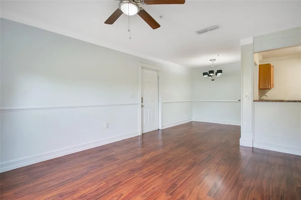 2053 Dixie Belle Drive Orlando FL 32812
