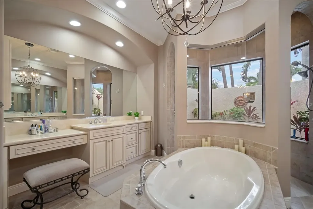 5405 Tybee Island Drive Apollo Beach FL 33572