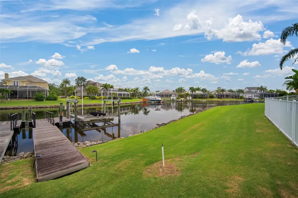 5405 Tybee Island Drive Apollo Beach FL 33572