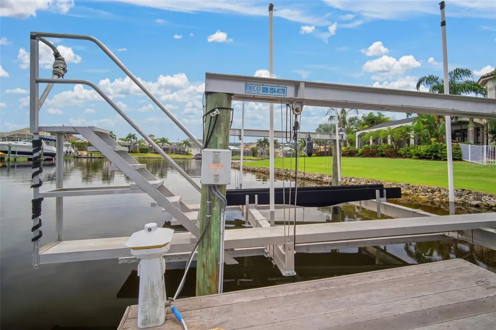 5405 Tybee Island Drive Apollo Beach FL 33572
