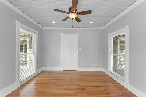 4206 Nebraska Avenue N Tampa FL 33603