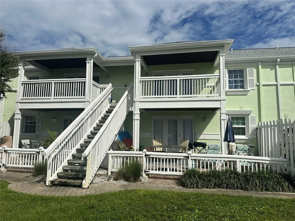4859 Coquina Key Drive SE St Petersburg FL 33705