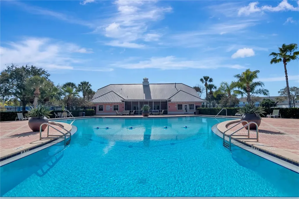 4859 Coquina Key Drive SE St Petersburg FL 33705