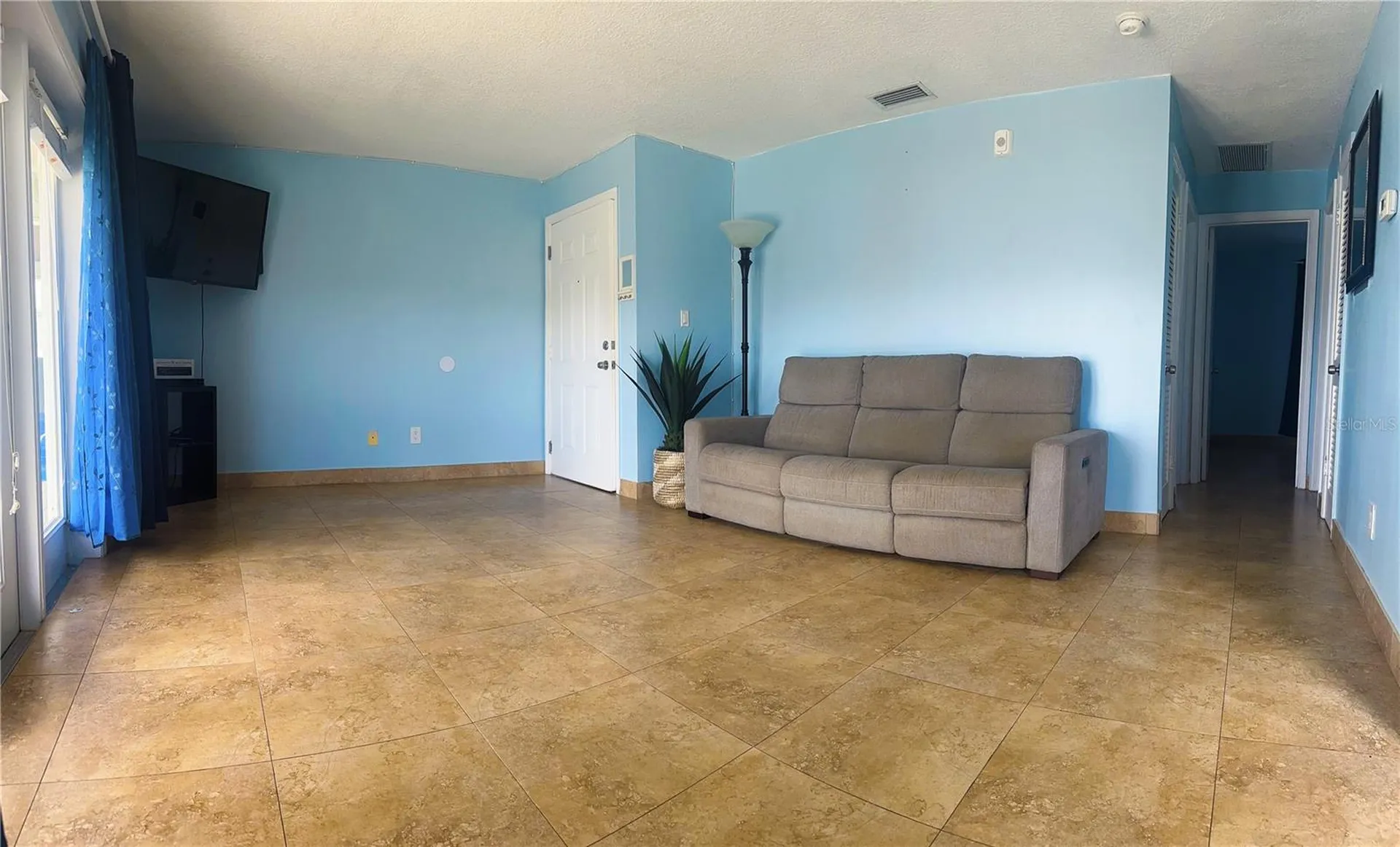 4859 Coquina Key Drive SE St Petersburg FL 33705