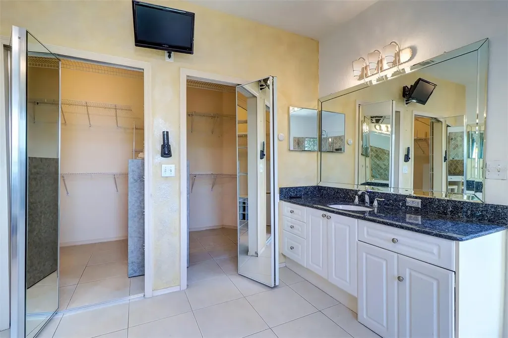 2757 Via Cipriani Clearwater FL 33764