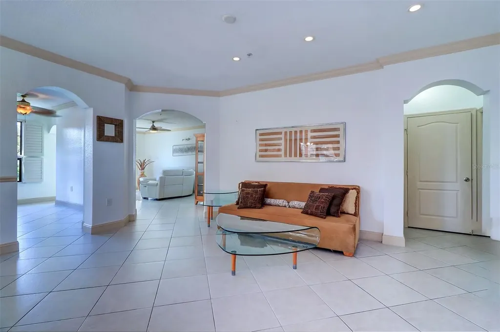 2757 Via Cipriani Clearwater FL 33764