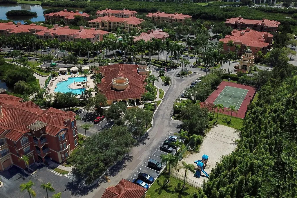 2757 Via Cipriani Clearwater FL 33764